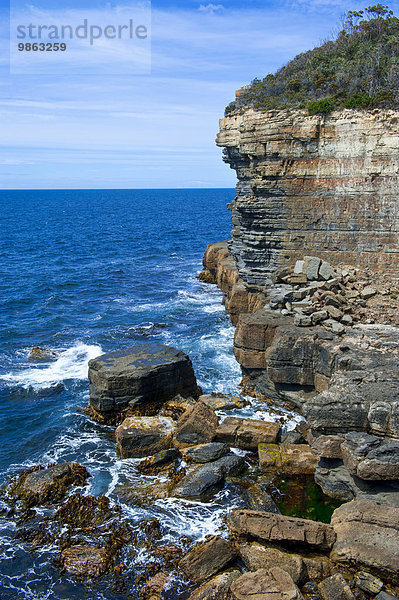 Naturfelsentor Tasman Arch und Devil's Kitchen  Tasman-Halbinsel  Tasmanien  Australien  Ozeanien