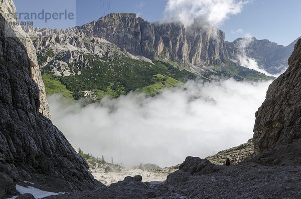 Hütte Sellamassiv Sella folgen Weg Tal Dolomiten Wanderweg Italien