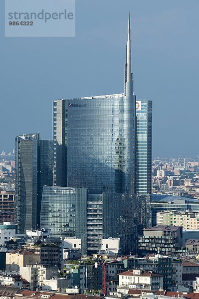 Italien  Lombardei  Mailand  Stadtbild mit Porta Nuova Garibaldi Turm von Cesar Pelli entworfen