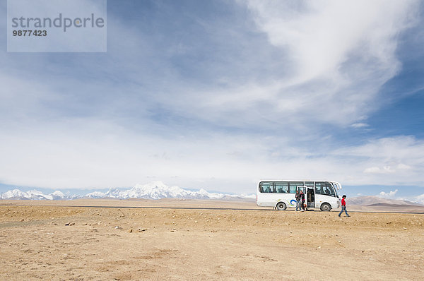 gehen Freundschaft Tourist Bundesstraße Omnibus Tibet