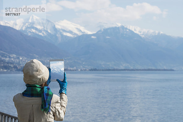 Fotografie nehmen Tourist See Alpen Langensee Lago Maggiore schweizerisch