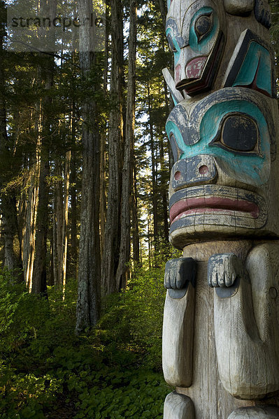 Stange Geschichte Totempfahl Ethnisches Erscheinungsbild Alaska