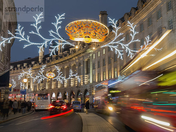 London Hauptstadt Straße Weihnachten Dekoration König - Monarchie England