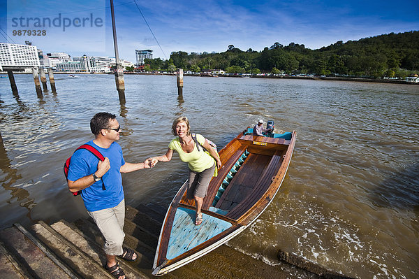 Bandar Seri Begawan Hauptstadt nehmen fahren Boot Fluss mitfahren