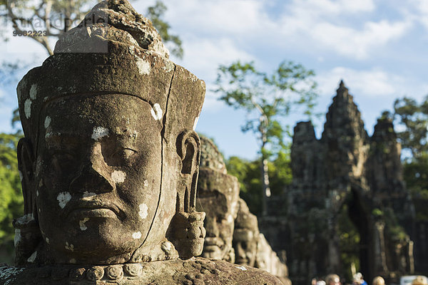 4 Verbindung halten Produktion groß großes großer große großen Größe Buddha Angkor Siem Reap Südtor