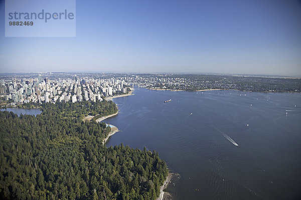 Desorientiert Ansicht Luftbild Fernsehantenne British Columbia Innenstadt Lagune Vancouver