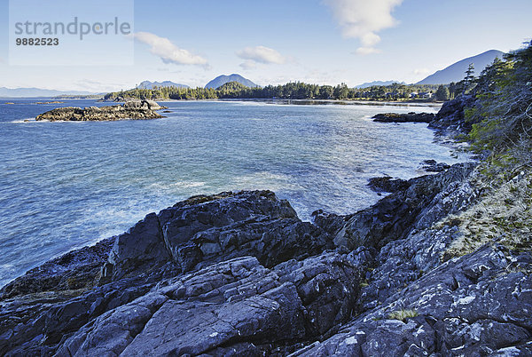 Felsbrocken Strand vorwärts Mackenzie River Tofino British Columbia Vancouver Island