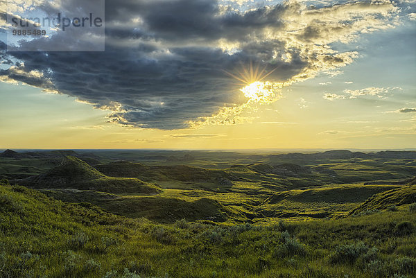 Wolke über Steppe glänzen Saskatchewan Kanada Sonne