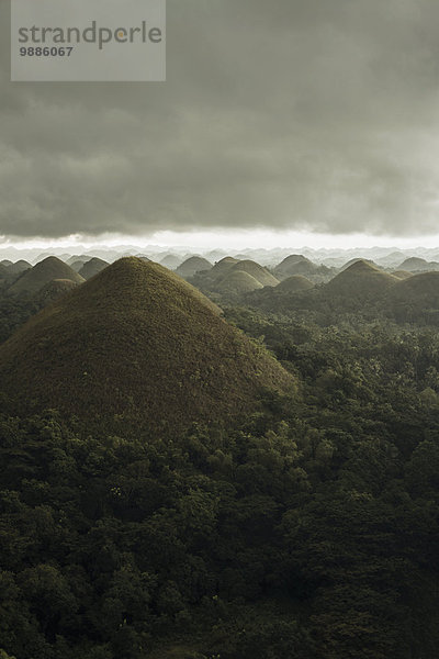 beleuchtet Himmel Landschaft Hügel Sturm Produktion groß großes großer große großen Schokolade Insel Neugier Konsequenz Philippinen Bohol