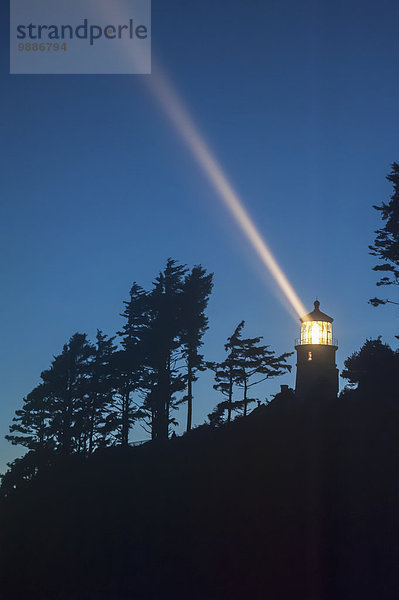 beleuchtet Amerika Leuchtturm Verbindung Dunkelheit Oregon