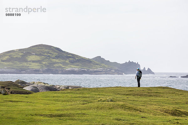 Ozean Hintergrund Ignoranz Feld Insel wandern groß großes großer große großen Wiese County Galway Irland