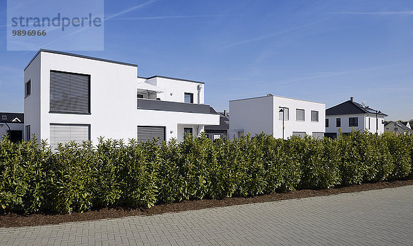Deutschland  Langenfeld  Einfamilienhäuser im Neubaugebiet