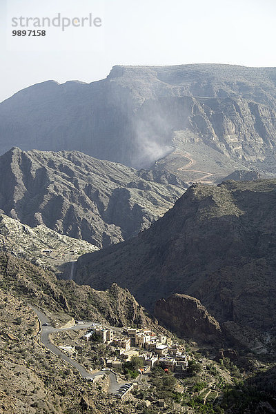 Oman  Jabal Akhdar  Saiq Plateau  Blick auf Ash Shirayjah