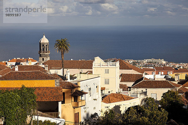 Spanien  Kanarische Inseln  Teneriffa  La Orotava  Blick über die Altstadt