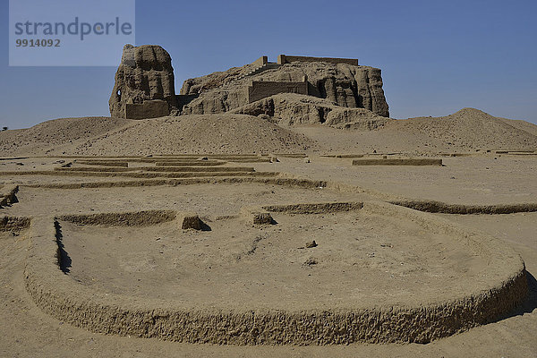 Deffufa  19 Meter hoher Backsteinbau  antike Stadt Kerma  Bundesstaat asch-Schamaliyya  Nubien  Niltal  Sudan  Afrika