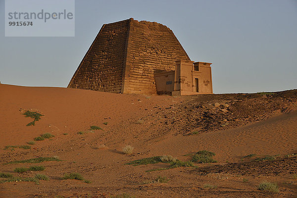 Pyramide des Nordfriedhofs von Meroë  Nubien  Nahr an-Nil  Sudan  Afrika