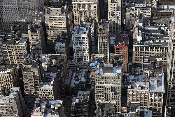 Ausblick vom Empire State Building auf die Dächer von Murray Hill  Midtown Manhattan  New York  USA  Nordamerika