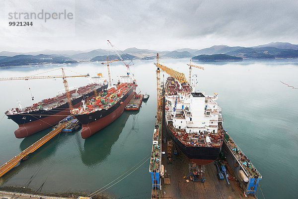 Schiffe im Hafen  erhöhte Ansicht  GoSeong-gun  Südkorea