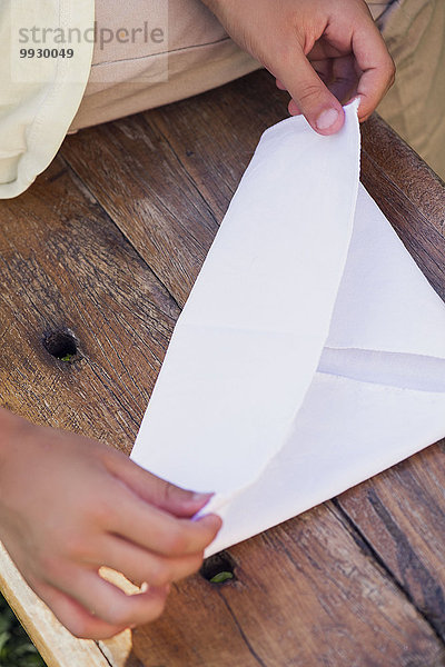 Kinderfaltpapier  geschnitten