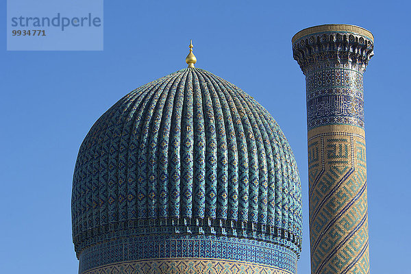 Außenaufnahme bauen Tag Gebäude niemand Architektur Geschichte Ostasien Monument Religion Dekoration Islam Fliesenboden Asien Zentralasien Mausoleum Mosaik Samarkand Seidenstraße Grabmal Usbekistan