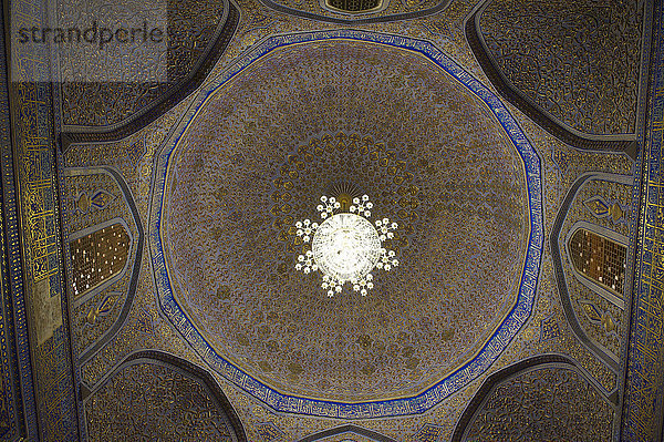 bauen Gebäude niemand Architektur Geschichte Ostasien Monument Religion Dekoration innerhalb Islam Fliesenboden Asien Zentralasien Mausoleum Mosaik Samarkand Seidenstraße Grabmal Usbekistan