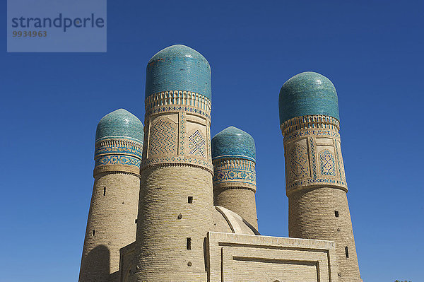 Außenaufnahme Sehenswürdigkeit bauen Tag Gebäude niemand Architektur Religion Islam UNESCO-Welterbe Asien Buchara Zentralasien Koranschule Minarett Moschee Seidenstraße Usbekistan