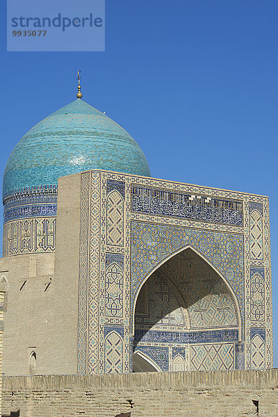 Hochformat Außenaufnahme Sehenswürdigkeit bauen Tag Gebäude niemand Architektur Religion Islam Asien Buchara Zentralasien Moschee Seidenstraße Usbekistan