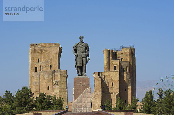 Außenaufnahme bauen Tag Skulptur Gebäude niemand Architektur Monument Palast Schloß Schlösser Statue Figur Asien Zentralasien Seidenstraße Usbekistan