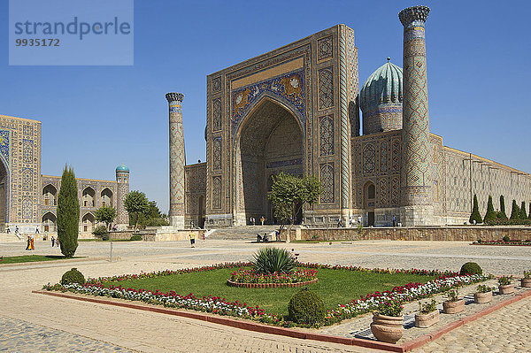 Außenaufnahme Sehenswürdigkeit bauen Tag Gebäude Architektur Religion Islam Asien Zentralasien Koranschule Samarkand Seidenstraße Usbekistan