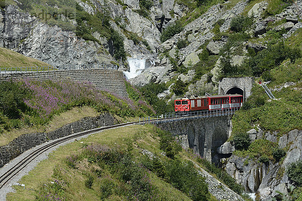 Steinbrücke Europa Alpen verwesen Rhone Steinerne Brücke Schweiz Zug