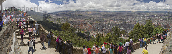 Panorama Stadt Großstadt Tourist Ansicht lateinamerikanisch Bogota Kolumbien Südamerika