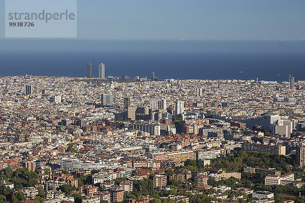 Panorama Skyline Skylines Europa Landschaft Reise Großstadt Meer Architektur groß großes großer große großen Mittelpunkt Tourismus Barcelona Katalonien Spanien breit
