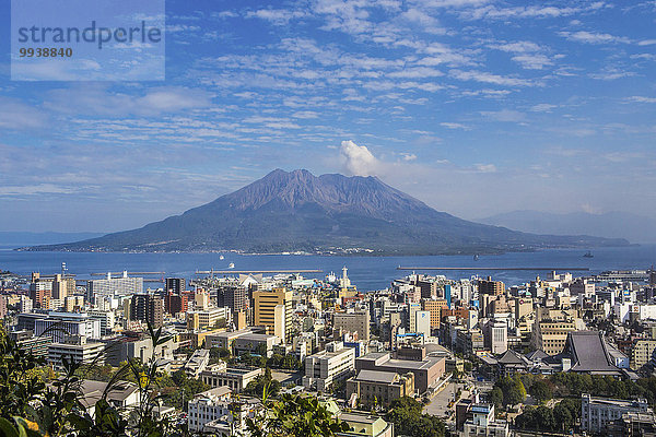 Berg Landschaft Aktion niemand Reise Großstadt bunt Vulkan Insel Tourismus Asien Japan Kagoshima Kyushu
