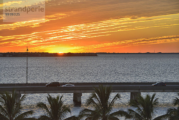 Vereinigte Staaten von Amerika USA Hafen Sonnenuntergang Ruhe über Fluss Florida