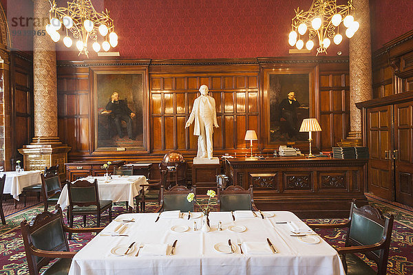 London Hauptstadt Statue Verein England Whitehall