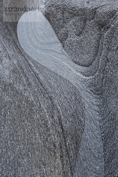 Detail Details Ausschnitt Ausschnitte Felsbrocken Muster Wasser Waschbecken Becken Europa Stein grau Konzept Steilküste Tal Abstraktion Hintergrund Schnittmuster rund Schweiz