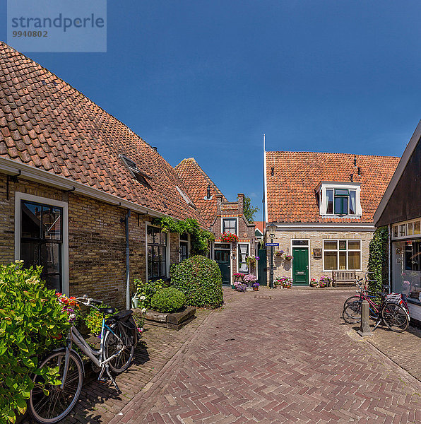 Europa Gebäude Dorf Bürgersteig Niederlande alt Texel