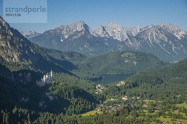 Außenaufnahme Sehenswürdigkeit Europa Palast Schloß Schlösser Reise niemand Ziel See Schloss Neuschwanstein Alpen Bayern Deutschland Hohenschwangau Tourismus