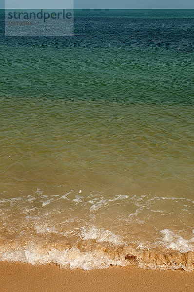 Hochformat Farbaufnahme Farbe Wasser Landschaft Meer Vielfalt Hintergrund Sand Thailand Tourismus