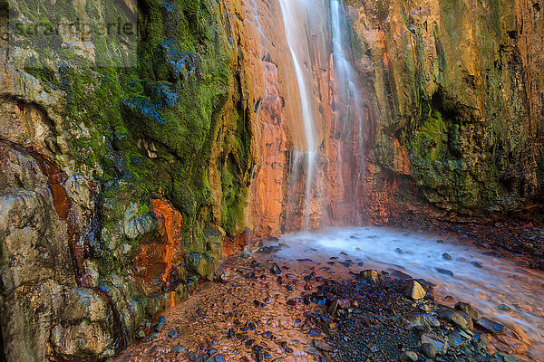 Nationalpark Farbaufnahme Farbe Europa Wasserfall Kanaren Kanarische Inseln La Palma Spanien