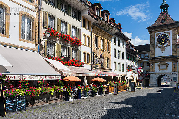 Europa Stadt Großstadt Altstadt Torturm Schweiz