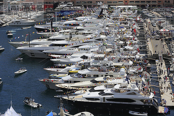 Hafen Port Hercule mit Yachten  Formel 1 Grand Prix Monaco 2015  Fürstentum Monaco