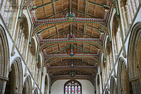 Gotisches Holzdach  15. Jahrhundert  1963 restauriert  Kirche St Cuthbert's Church  Wells  Somerset  England  Großbritannien  Europa