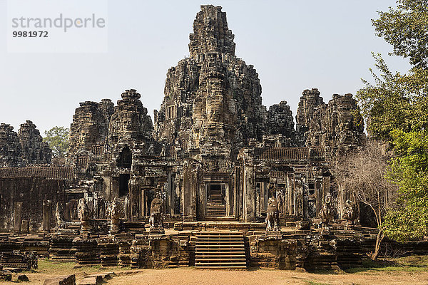 Südeingang des Bayon Tempel  Angkor Thom  Siem Reap  Kambodscha  Asien