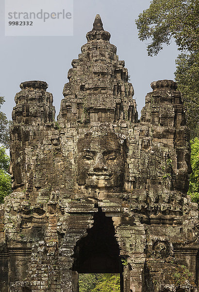 Siegestor im Osten von Angkor Thom  Avalokiteshvara Gesichtsturm  Detail  Ostansicht  Provinz Siem Reap  Kambodscha  Asien