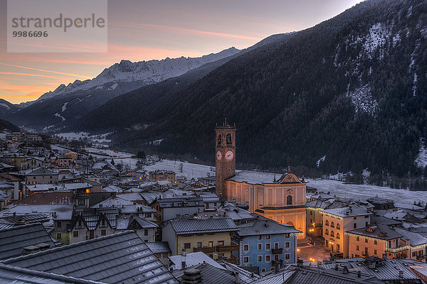 Berg Kirche Ski Zimmer Region In Nordamerika Italien Lombardei