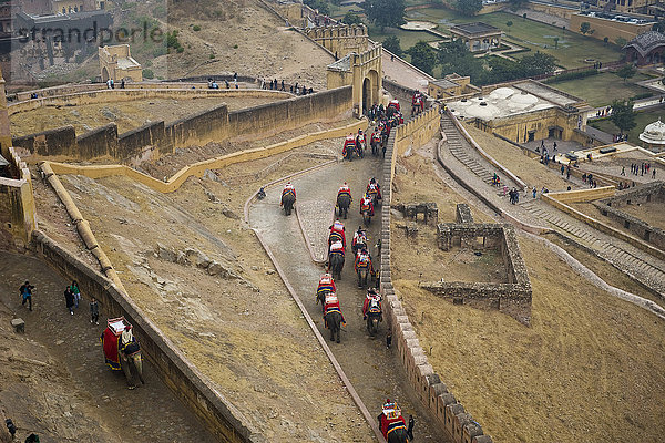 Palast Schloß Schlösser Festung Bernstein Indien Jaipur Rajasthan