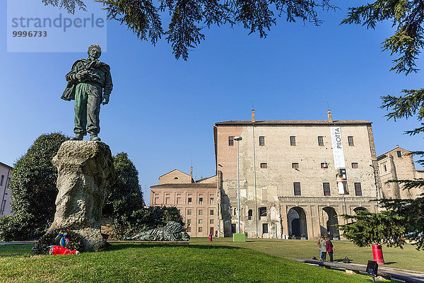 Monument Emilia-Romangna Italien Parma