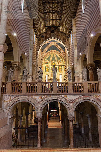 Innenaufnahme Venetien Basilika Italien Verona