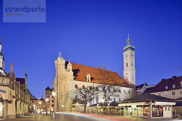 Deutschland  Bayern  München  Heilig-Geist-Kirche am Viktualienmarkt